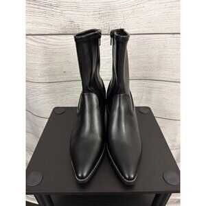 NWOT Universal Thread Aubree Ankle Boots Memory Foam Size 8